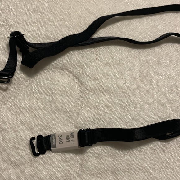 Victoria’s Secret PINK Multi-Way Push up Bra 34C - Picture 4 of 4